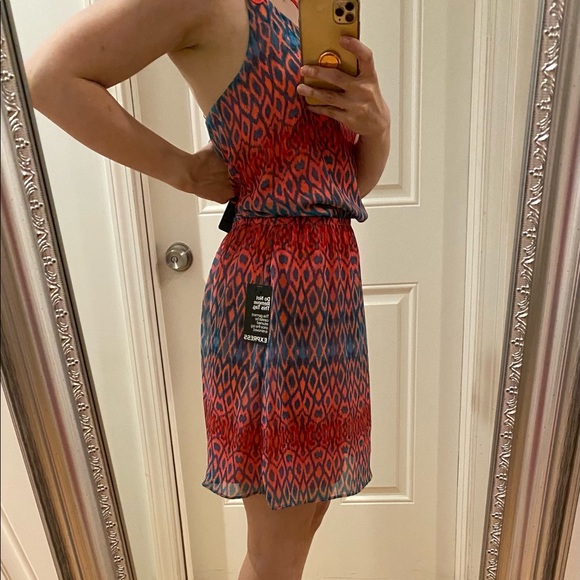 SOLD! Express Print Dress, NWT, Medium - Picture 2 of 11